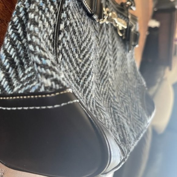 Coach Hamptons Blue Herringbone Tweed Bag F-11215 -- Never Used - Picture 3 of 6